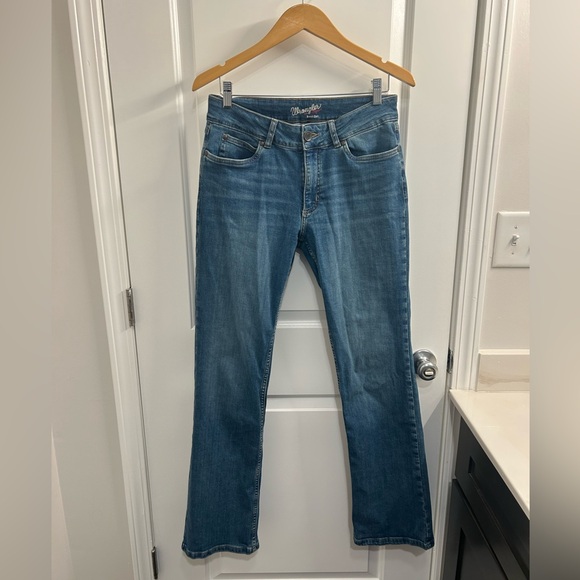 Wrangler Mae Mid Rise Bootcut Jeans - Picture 4 of 7